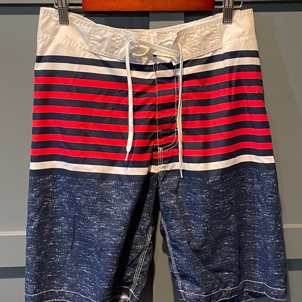 Men’s Old Navy Boardshorts - never worn